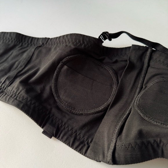 Hands-Free Pumping Bra - Comfortable, Adjustable, Customizable - Picture 7 of 10
